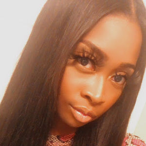 Meet your Posher, Crystal